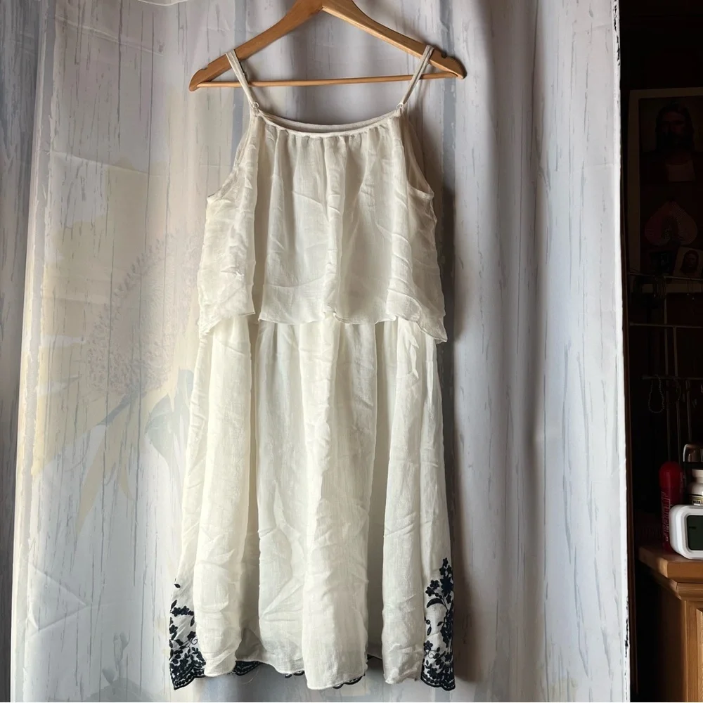 J Gee White and Navy Blue Embroidered Midi Spaghetti Strap Dress - Picture 2 of 13